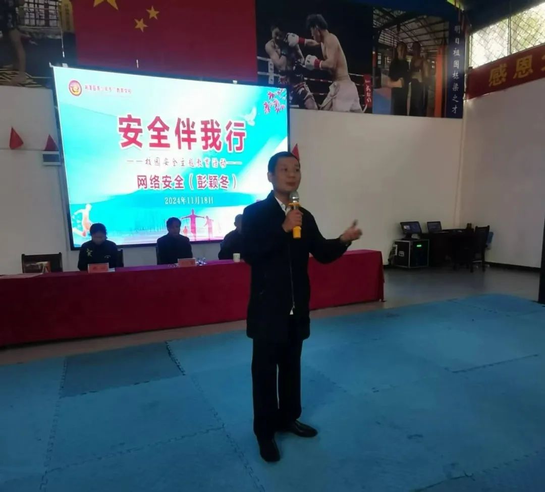 1736247339561822.jpg 1736247339561822.jpg